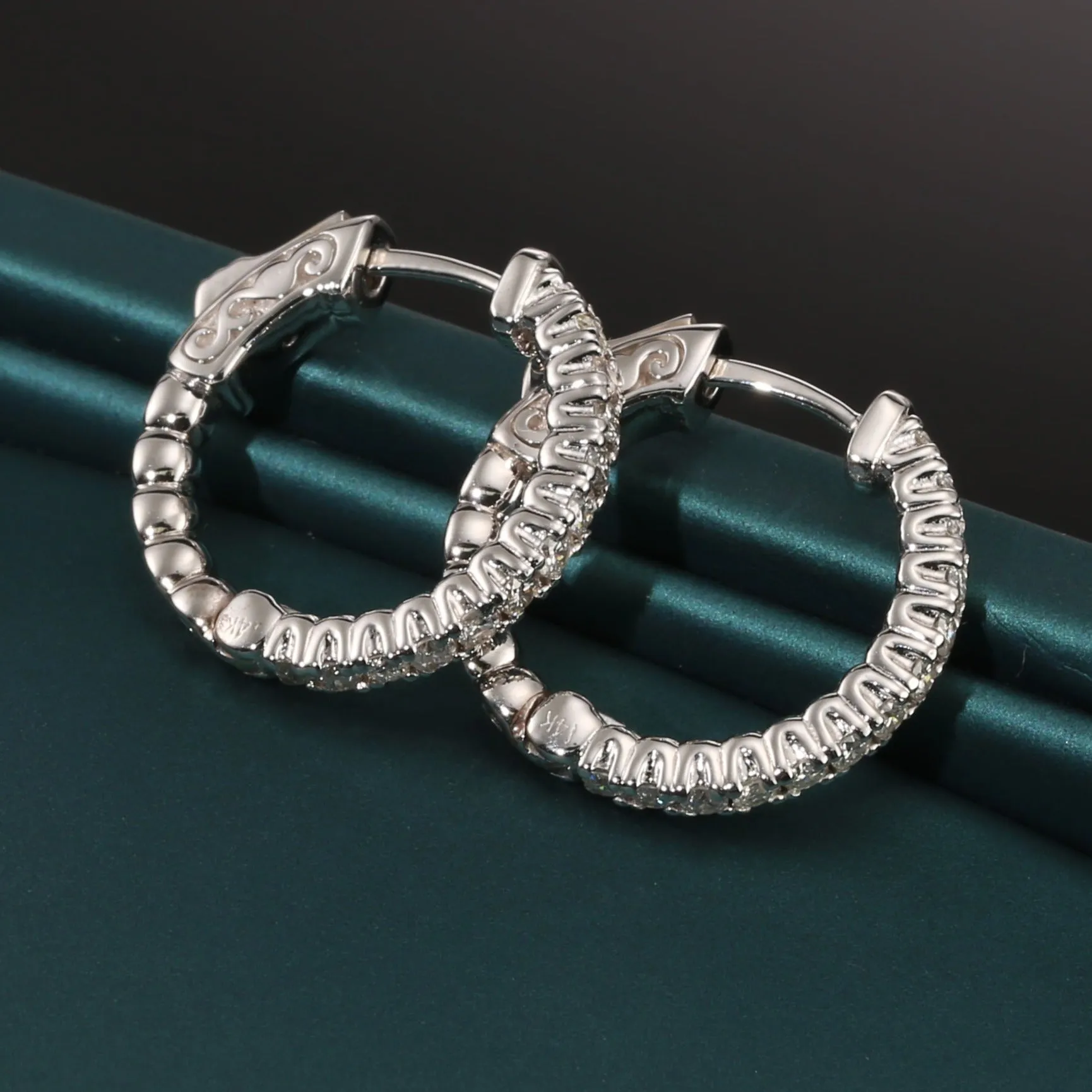 14k White Gold Diamond Hoop Earrings, 0.57 carats