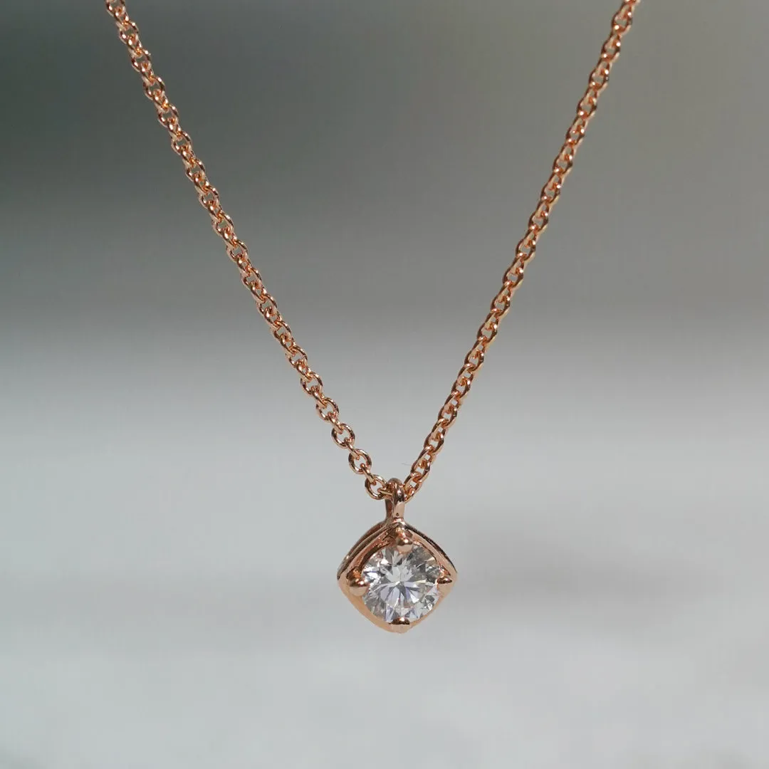 mori - 14K Gold Diamond Necklace