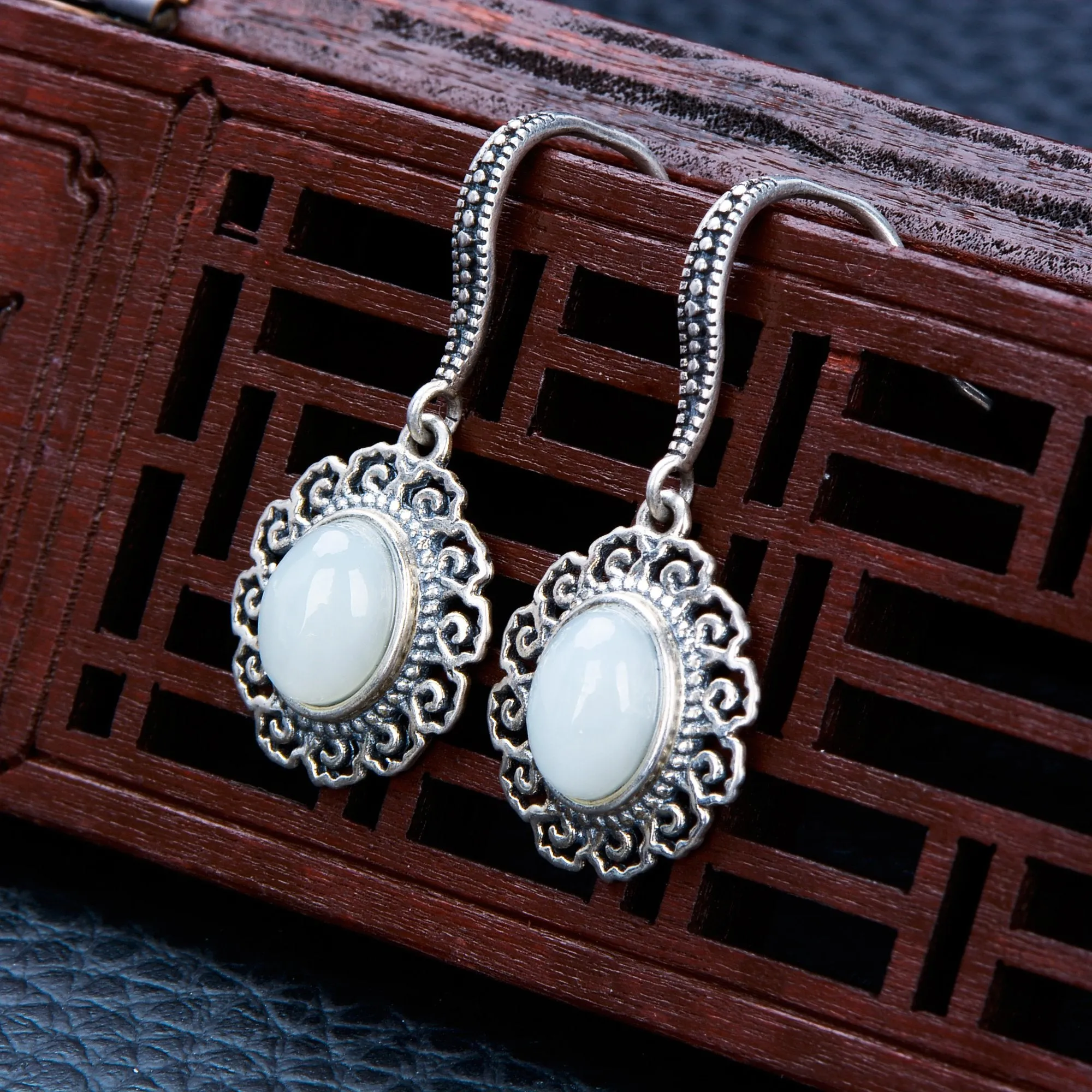 Natural Jade Earrings Nephrite Silver Earrings NE146
